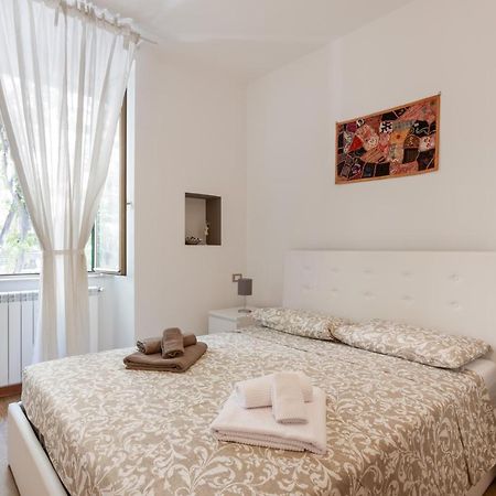 La Via Di Nandi Apartment Trieste Exterior photo